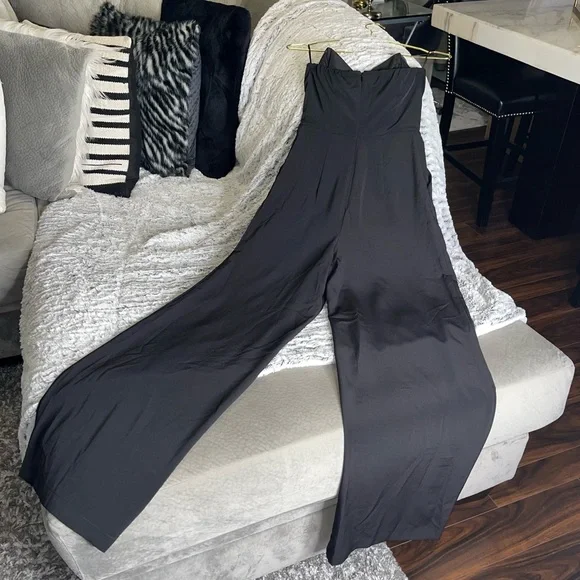 Express Sweetheart Wide Leg Jumpsuit Legging in Pitch Black - Picture 7 of 12
